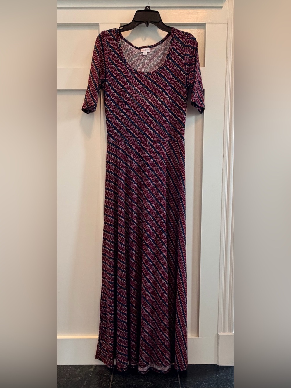 Lula Roe Scoop Neck Maxi Dress in Pink Pattern